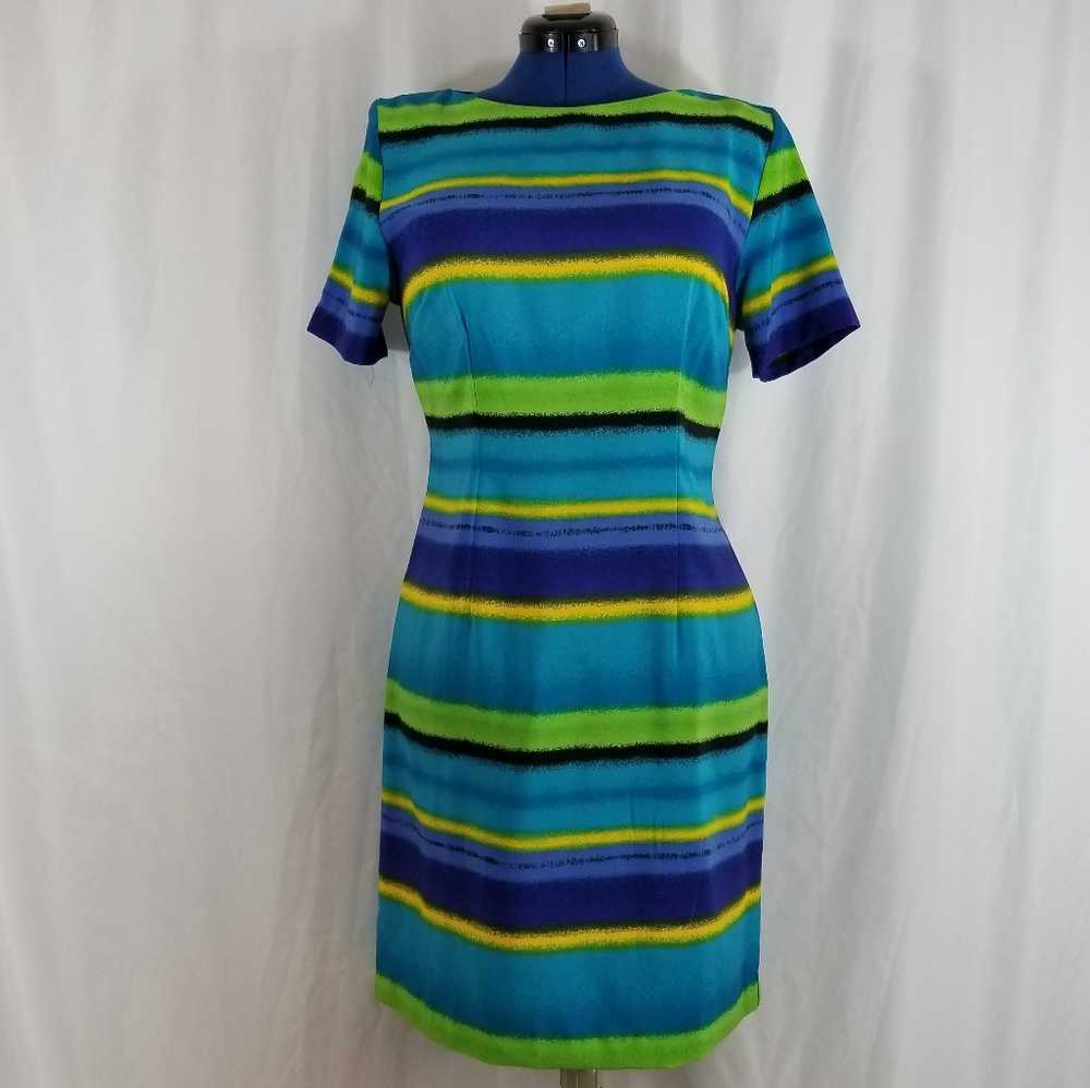 Womens size 10 short sleeve Dress